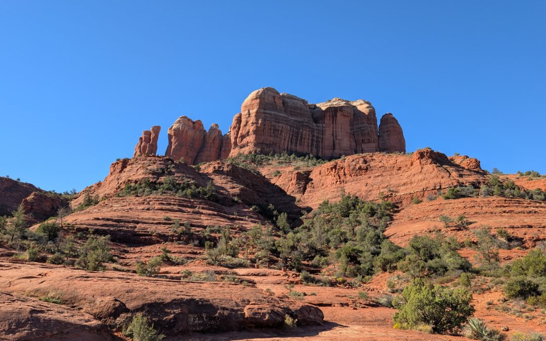 Two Great Sedona Hikes for Families: Cathedral Rock and Birthing Cave