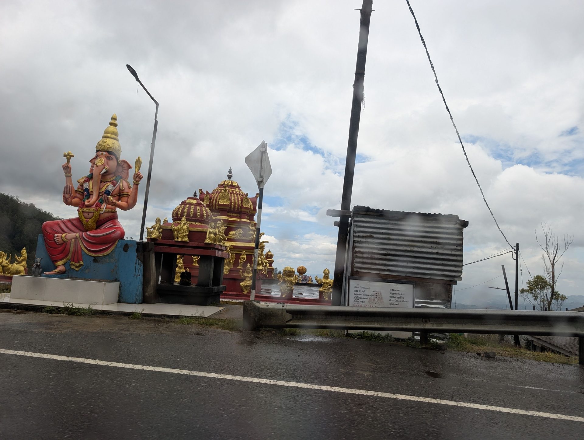 Roadside Ganesh shrine on the road to Nuwara Eliya