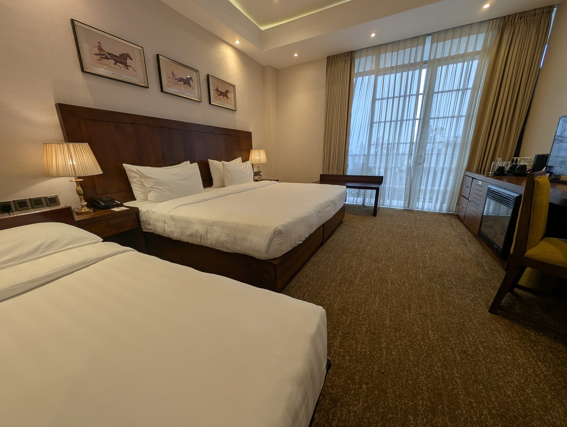 Deluxe room at The Golden Ridge Hotel in Nuwara Eliya