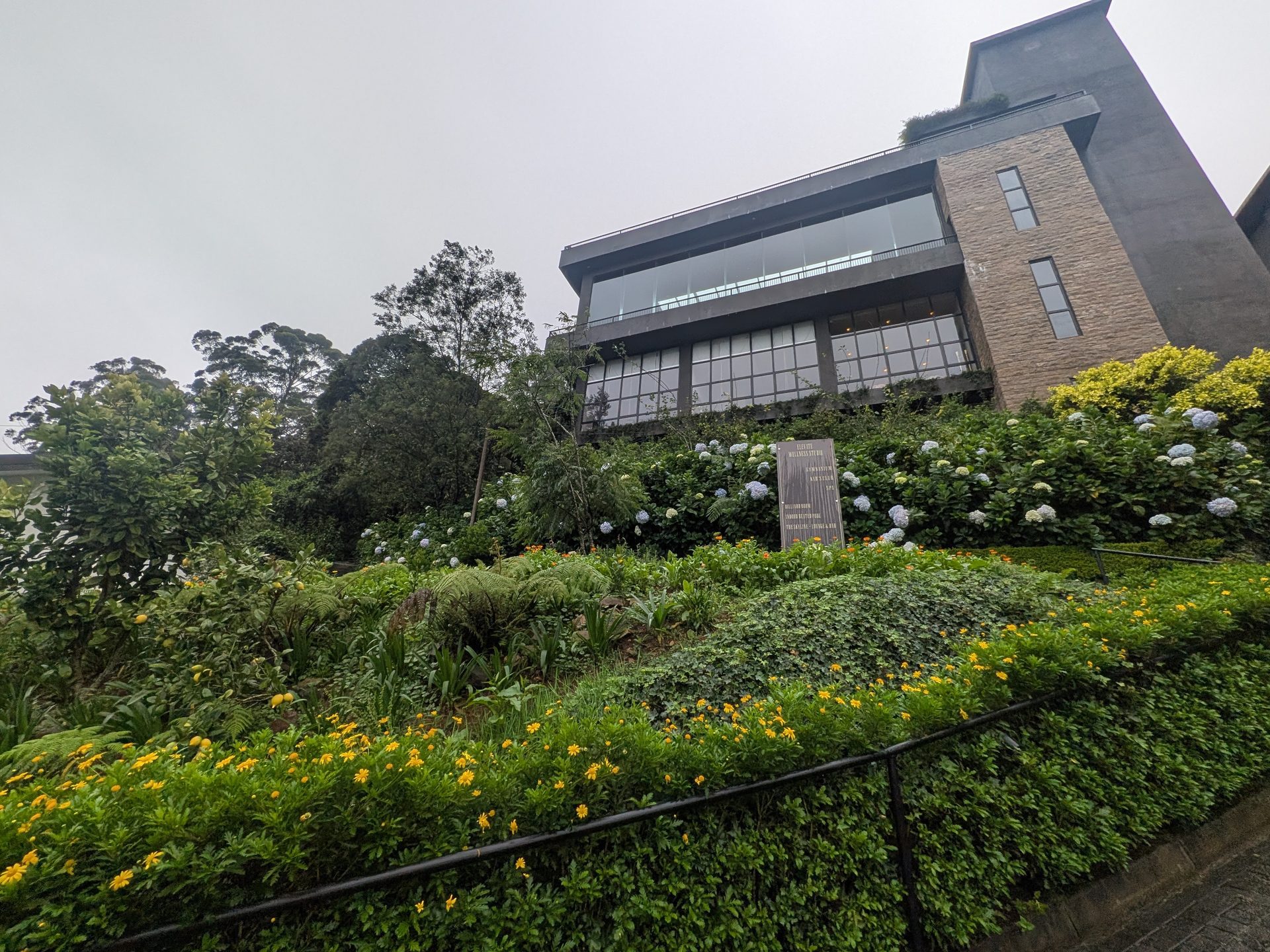 The Golden Ridge Hotel building and gardens in Nuwara Eliya