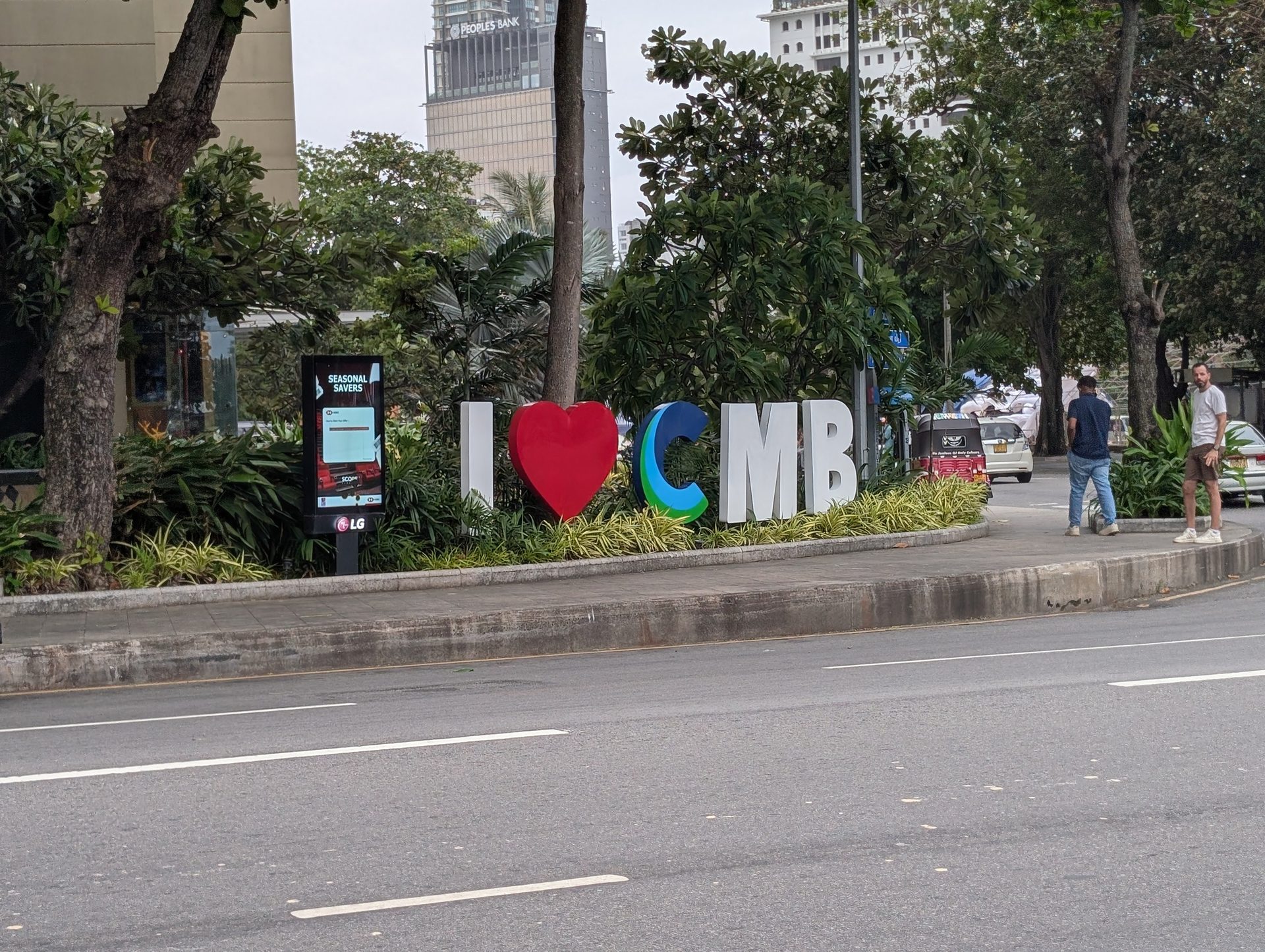 I love CMB sign on a Colombo street