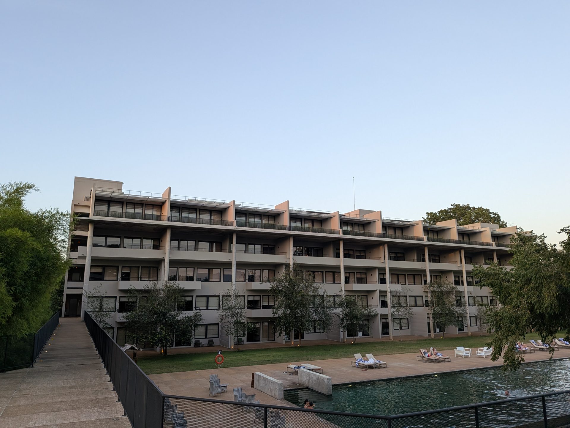 Jetwing Lake building and pool in the evening