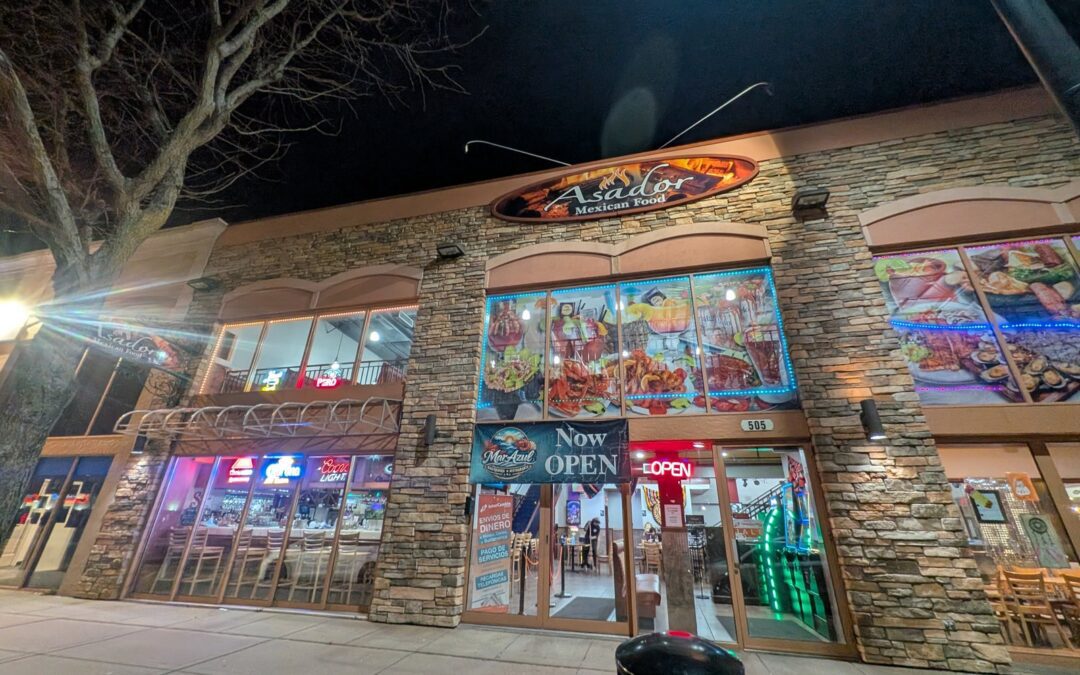 MarAzul Wisconsin Dells Review: Authentic Mexican on Broadway
