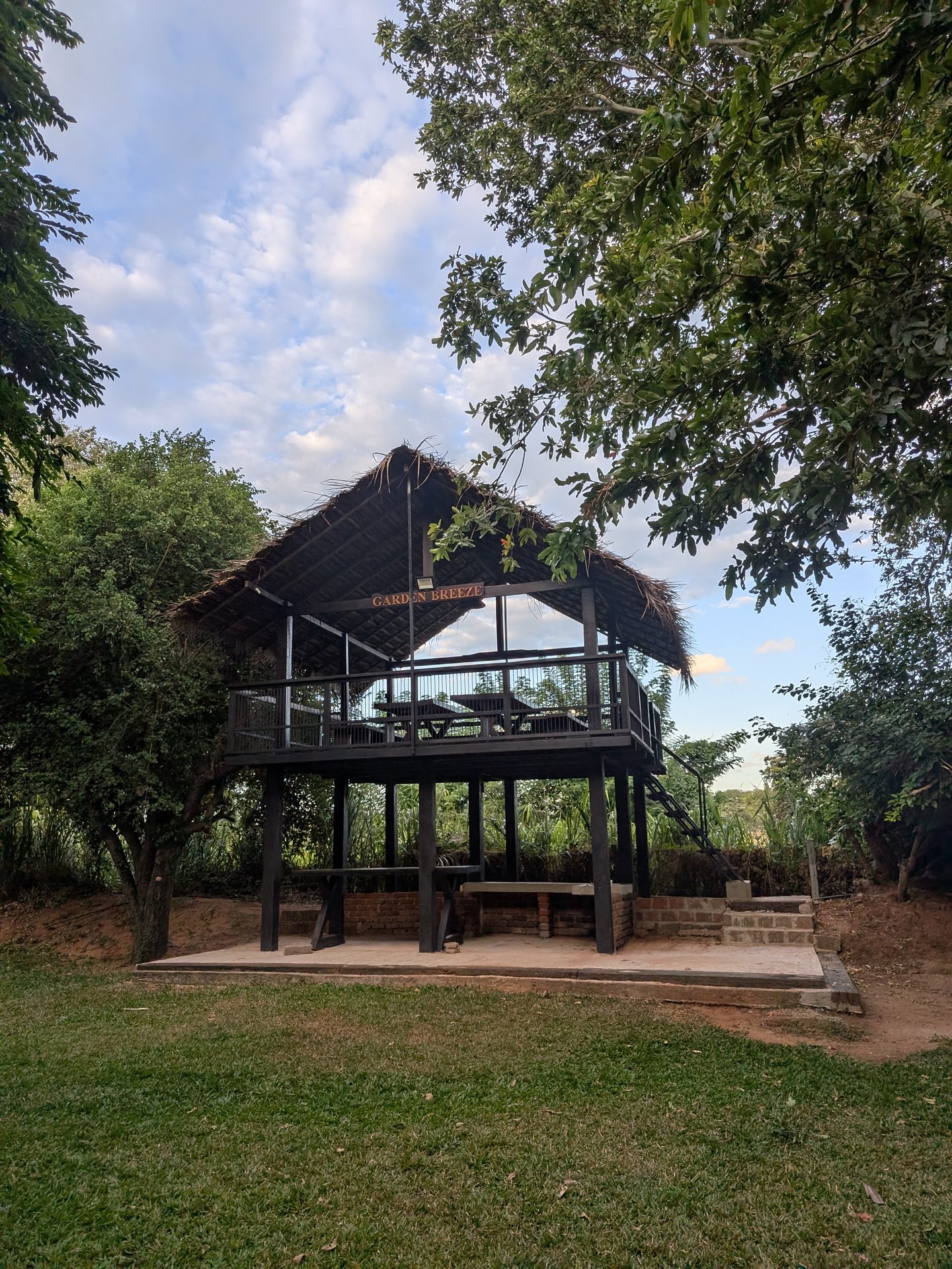 Raised wooden hut on the grounds of Sigiriya Jungles