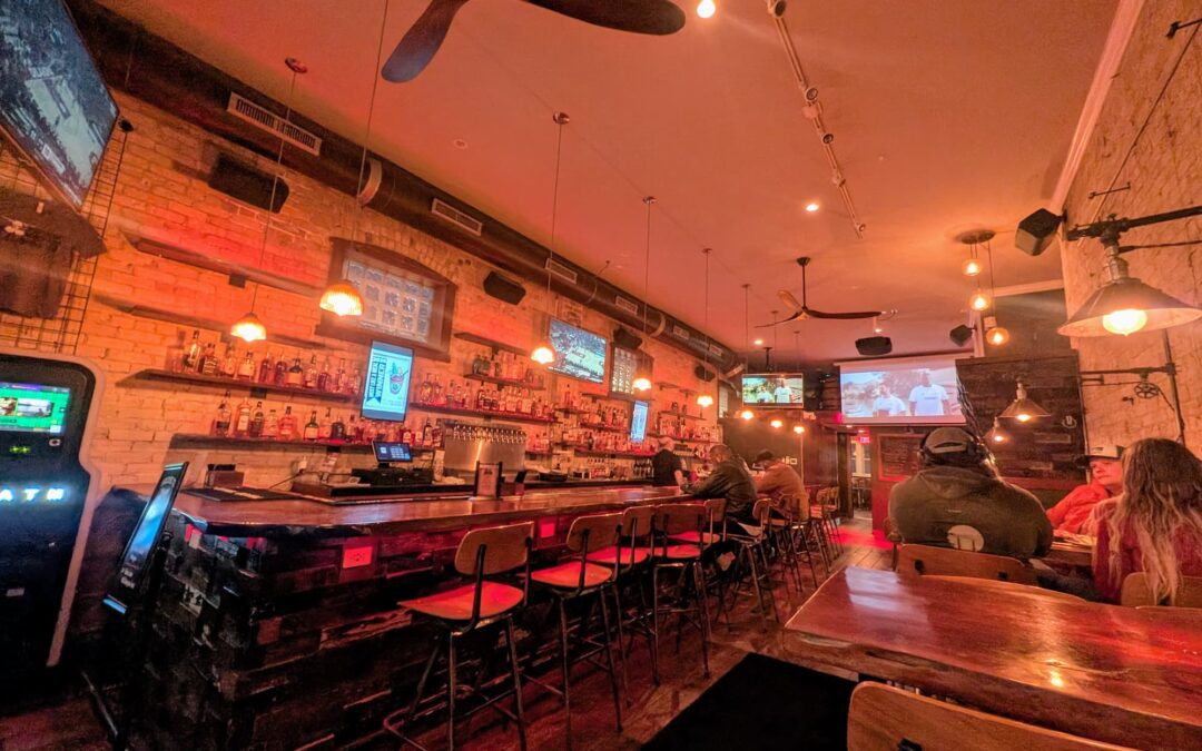 Smokin’ Jack’s Barbecue Review (Milwaukee, WI): Real Smoke, Great Atmosphere, Allergy-Friendly Staff