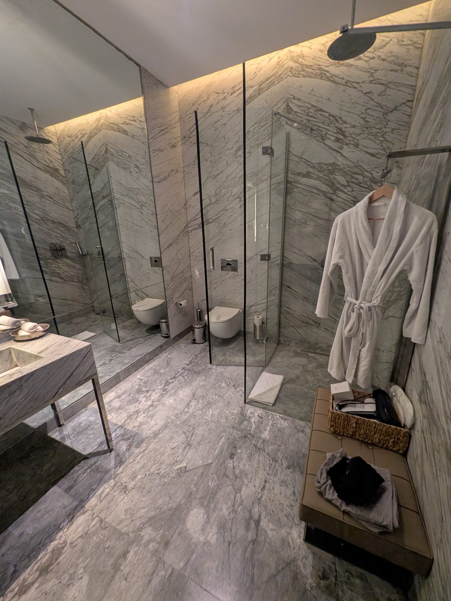 Shower suite in the Turkish Airlines business lounge at Istanbul Airport